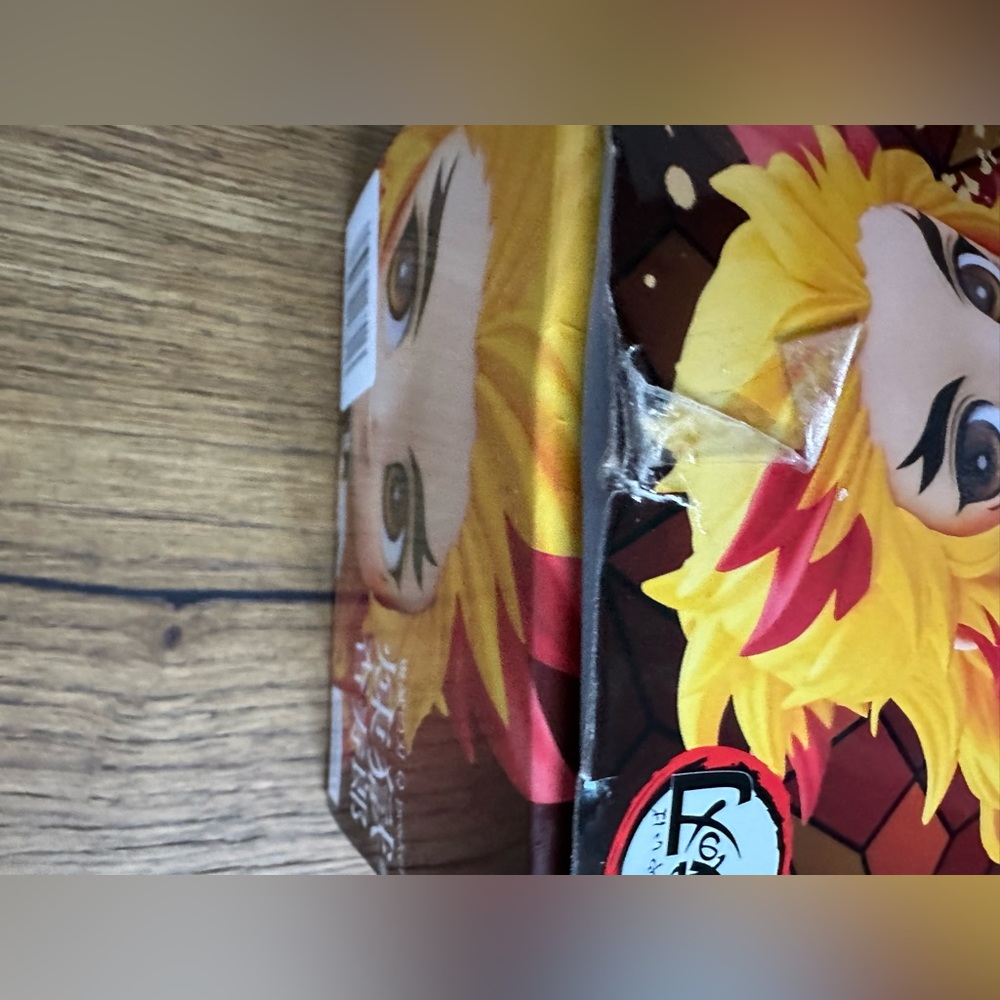 New in Box Bandai Qposket Rengoku Demon Slayer - Picture 5 of 5